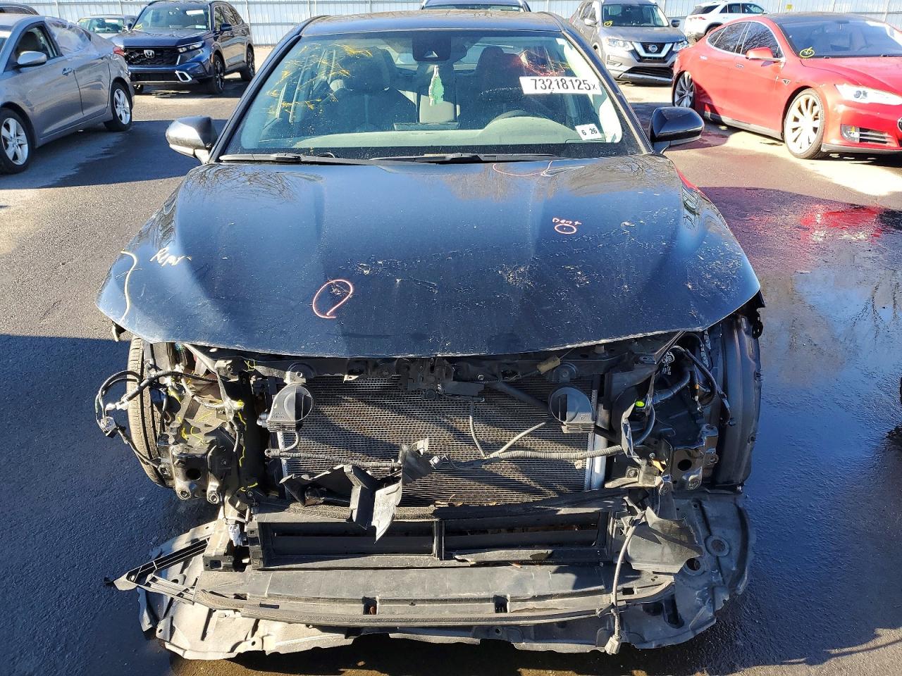 2021 TOYOTA CAMRY LE photo 9