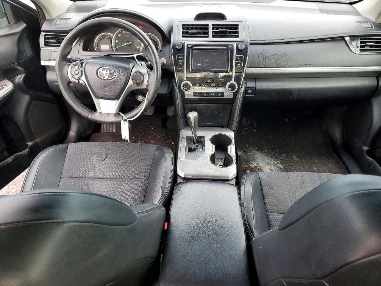 2012 TOYOTA CAMRY SE photo 15