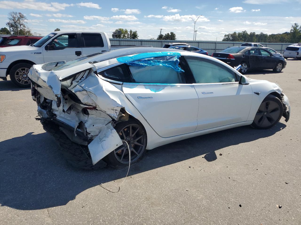 2018 TESLA MODEL 3 photo 5