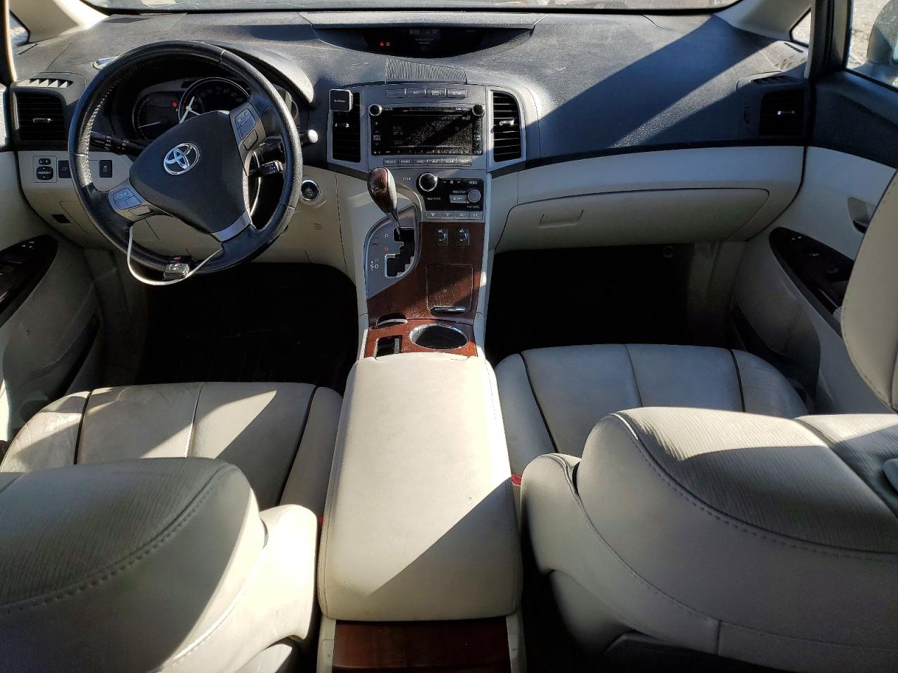 2010 TOYOTA VENZA FWD 4CYL photo 8