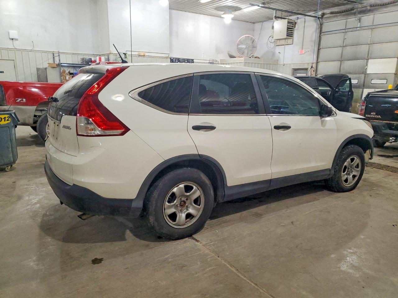 2012 HONDA CR-V LX photo 5