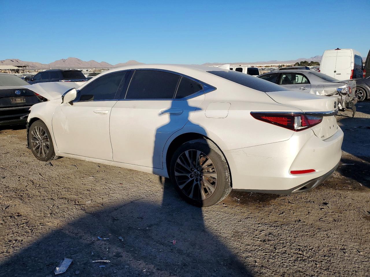 2019 LEXUS ES 350 photo 2