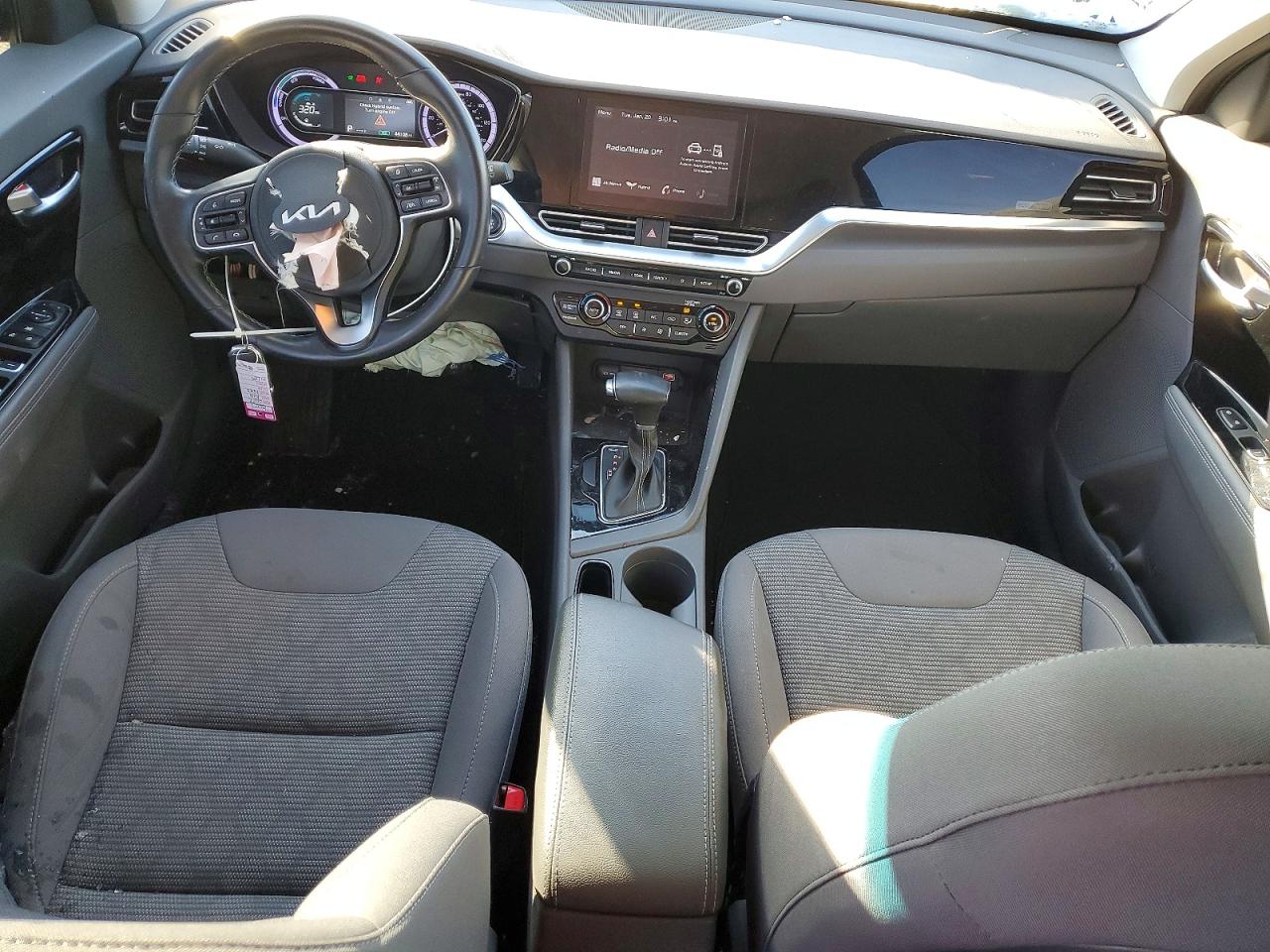 2022 KIA NIRO LX photo 8