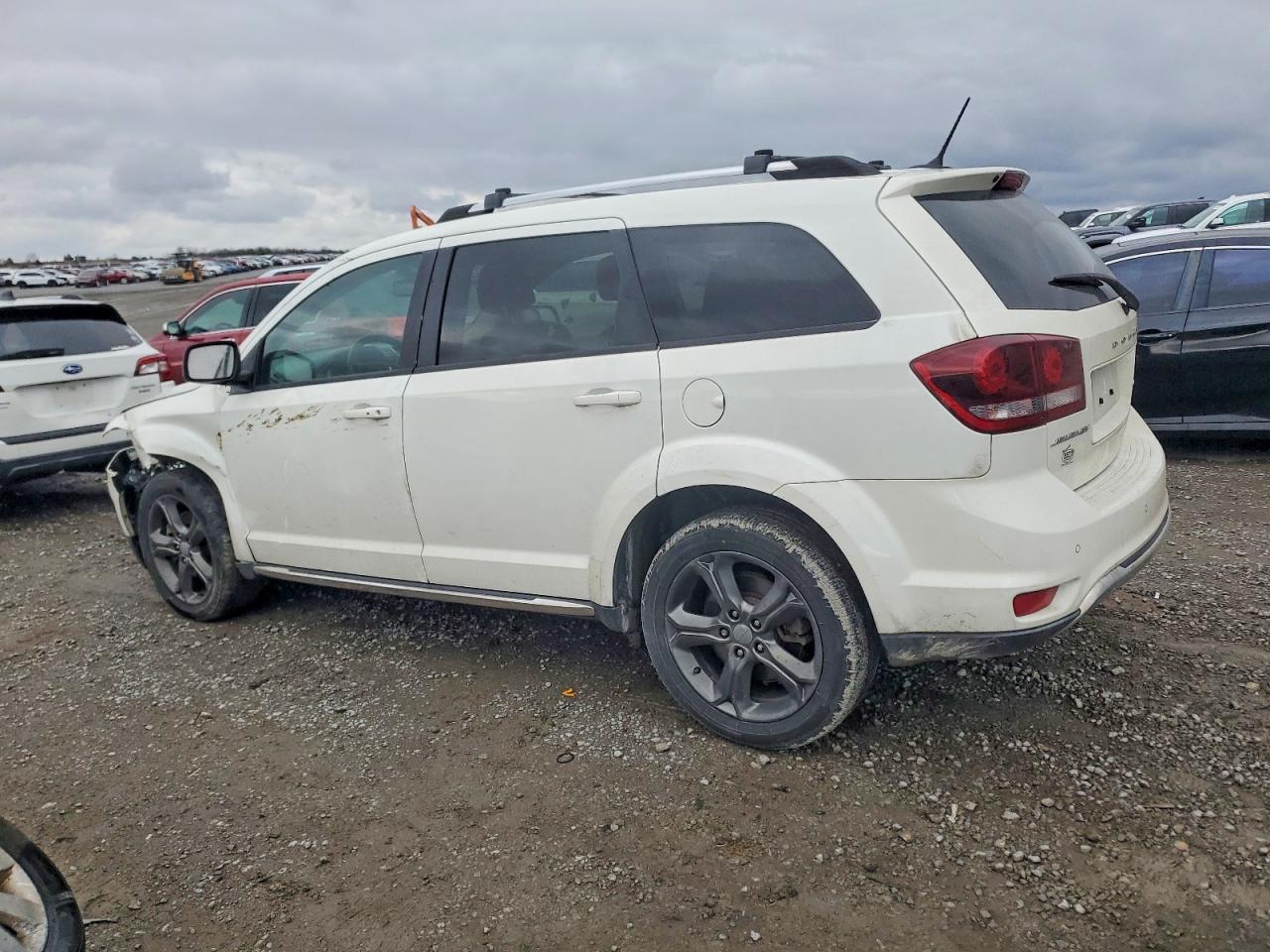 2015 DODGE JOURNEY CROSSROAD photo 2