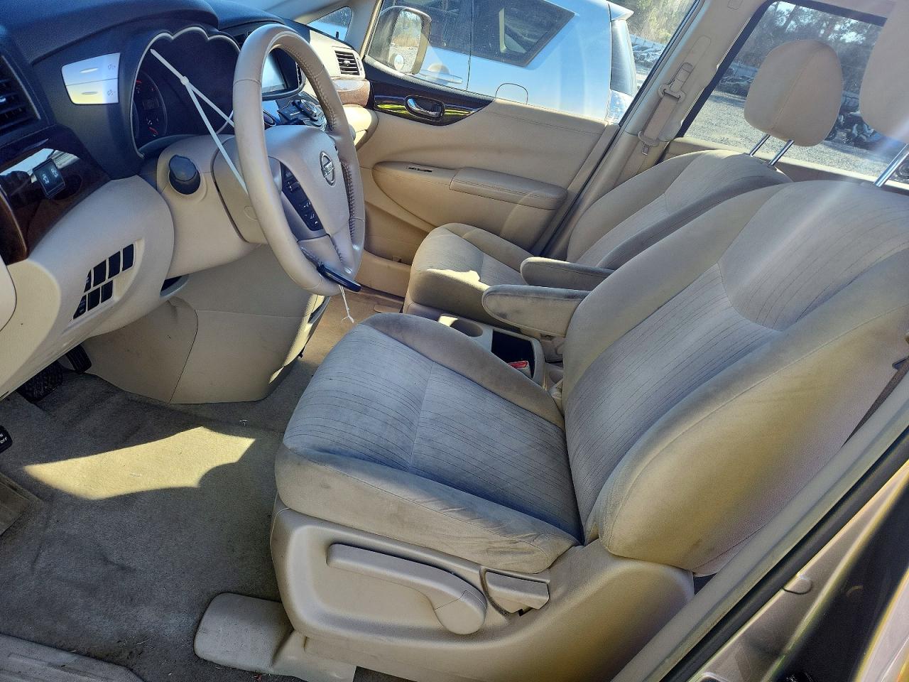 2014 NISSAN QUEST S photo 7