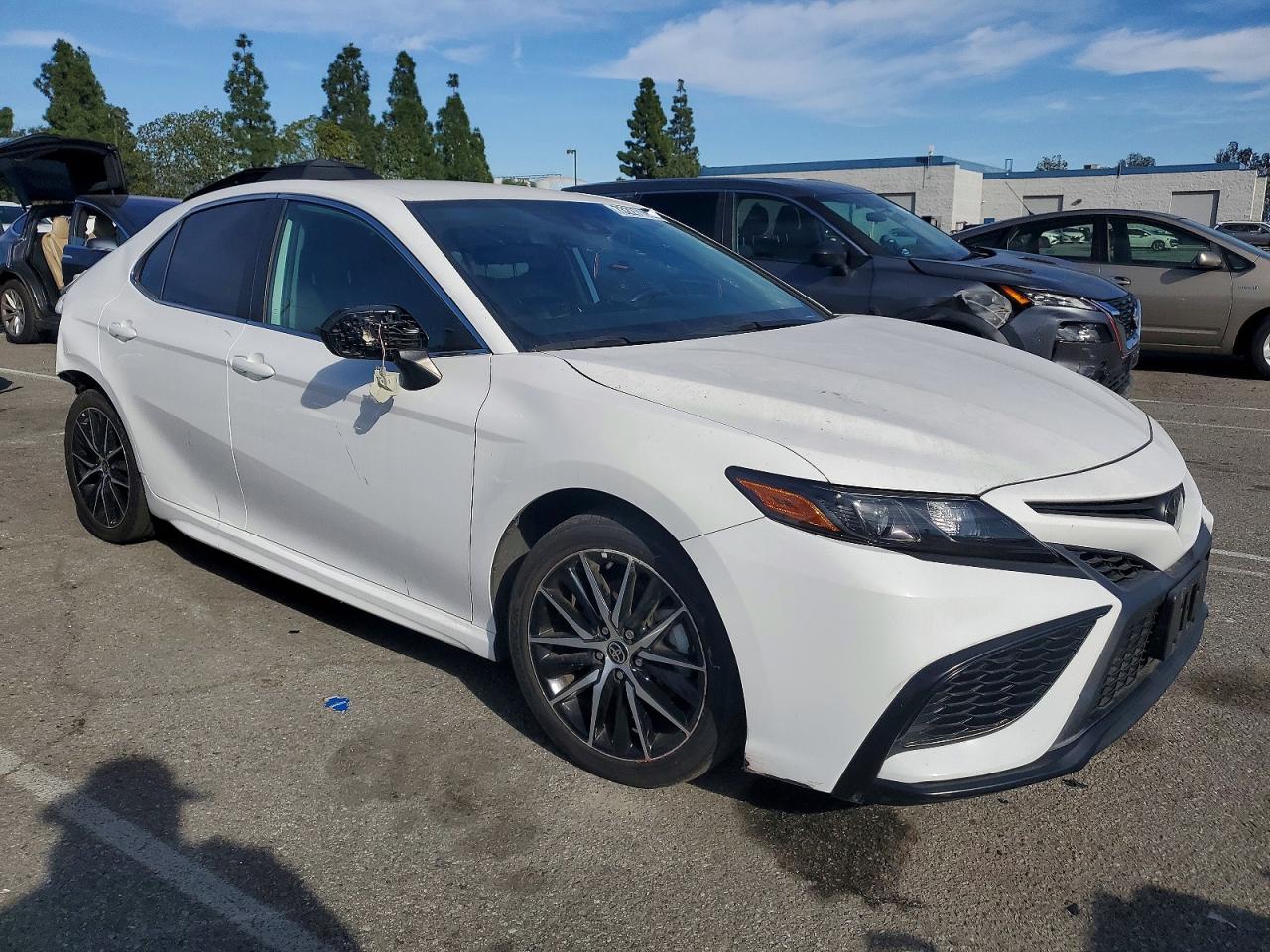 2024 TOYOTA CAMRY SE NIGHT SHADE photo 7