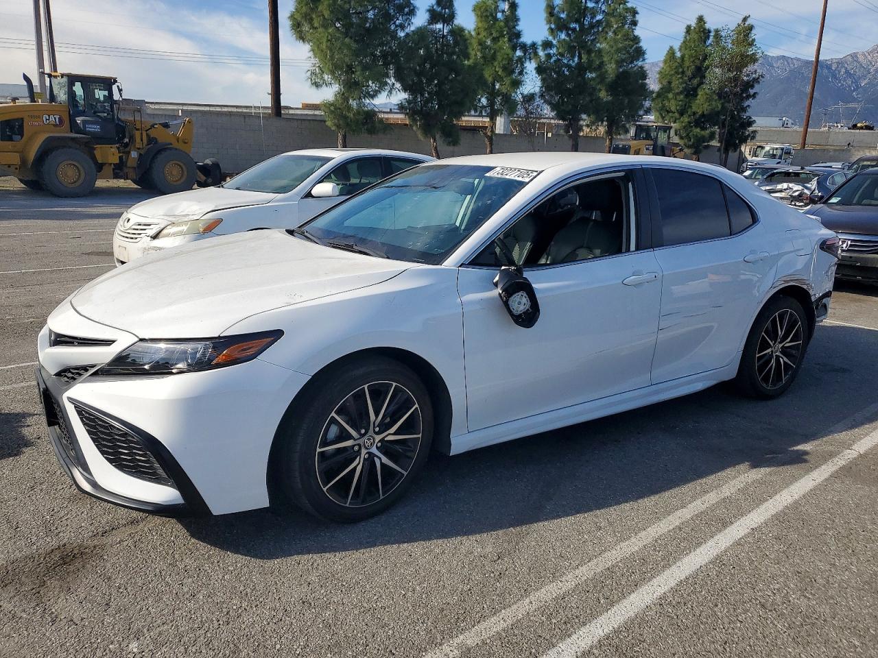 2024 TOYOTA CAMRY