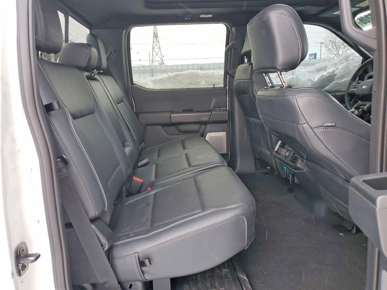 2025 FORD F150 LARIAT photo 10