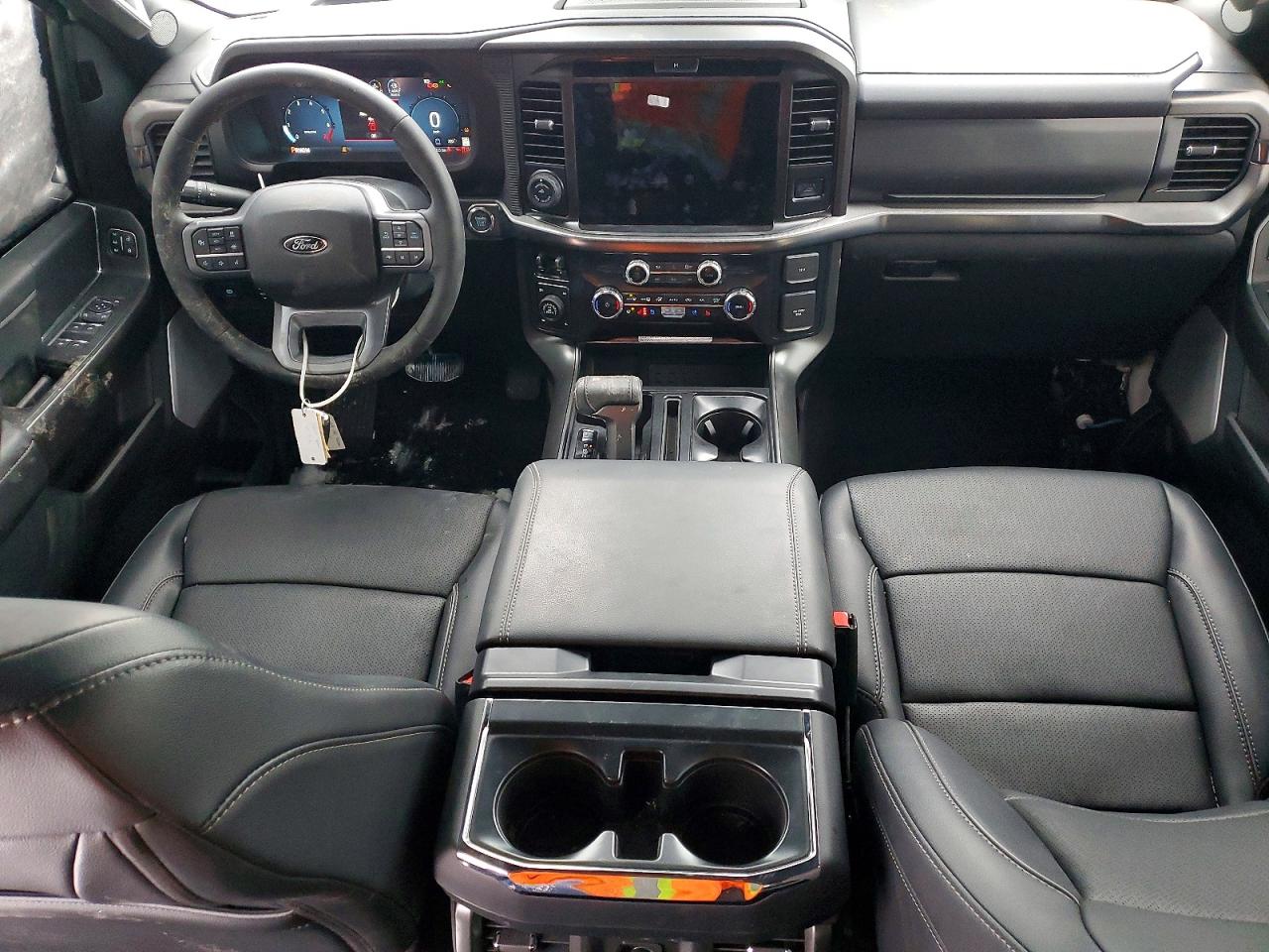 2025 FORD F150 LARIAT photo 8