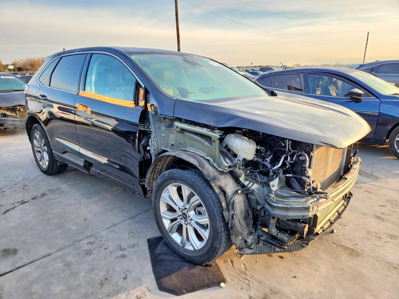 2024 FORD EDGE TITANIUM photo 4