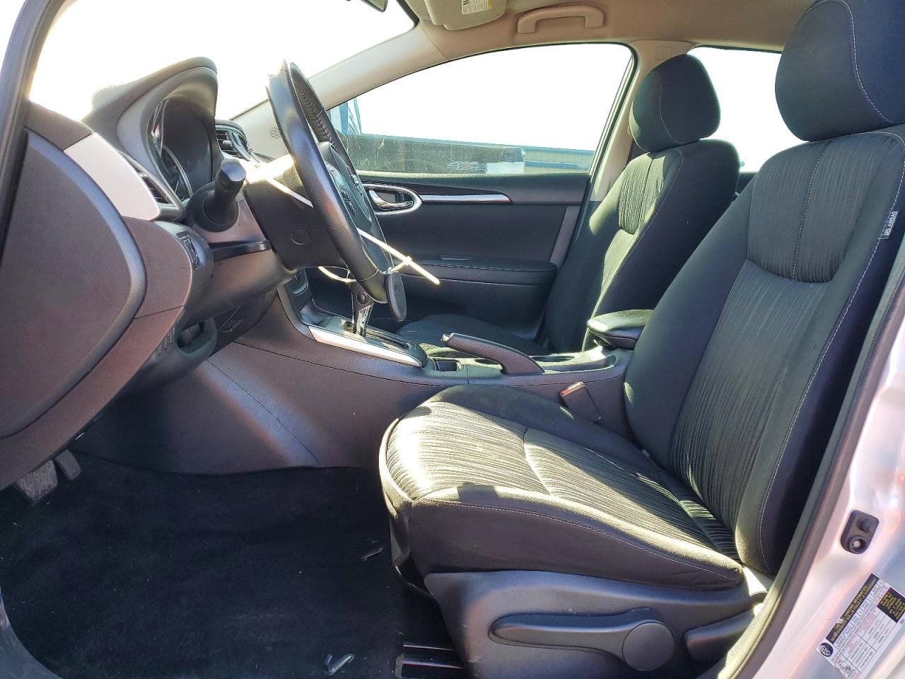 2018 NISSAN SENTRA S photo 7