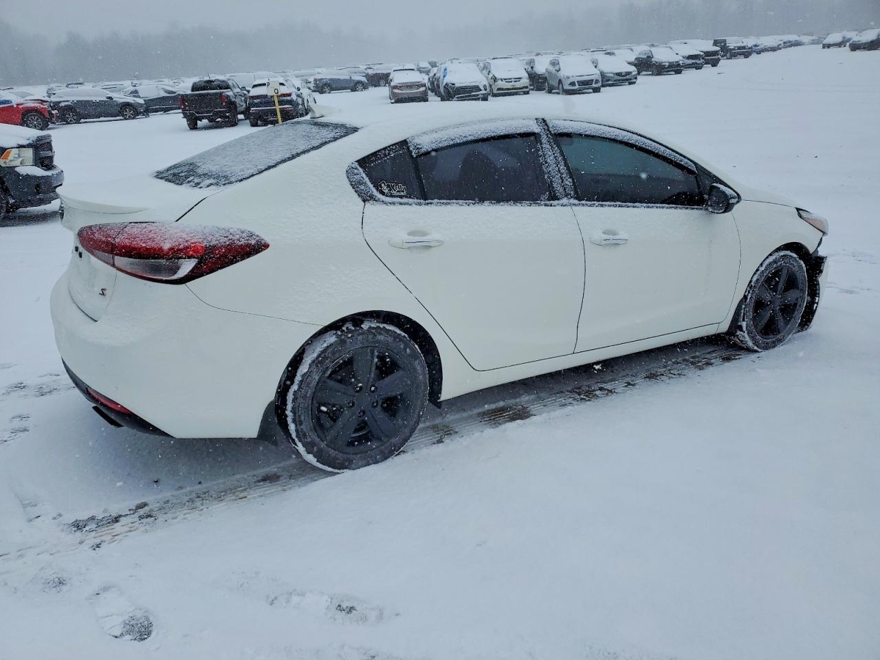 2018 KIA FORTE S photo 7