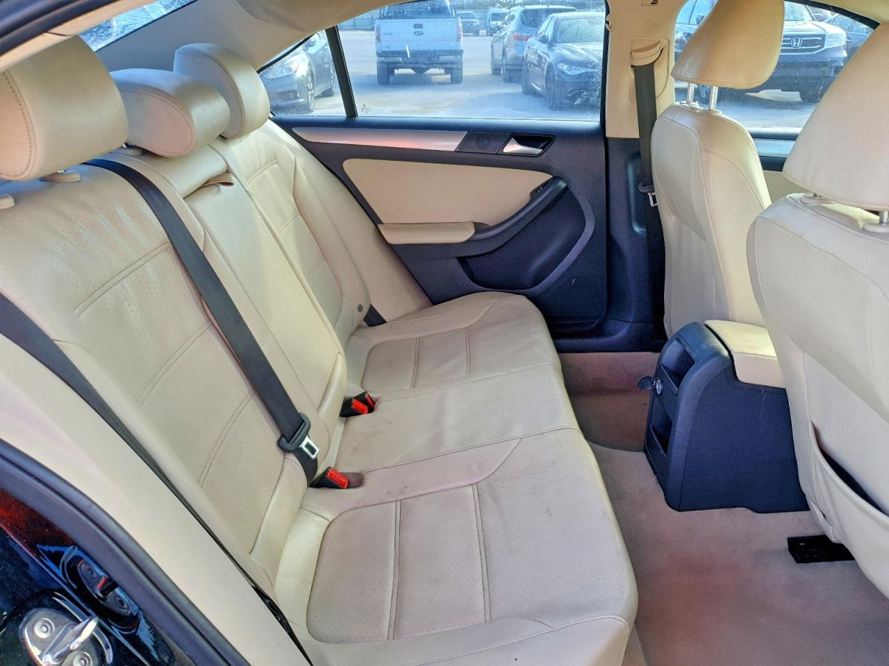 2016 VOLKSWAGEN JETTA SE photo 28