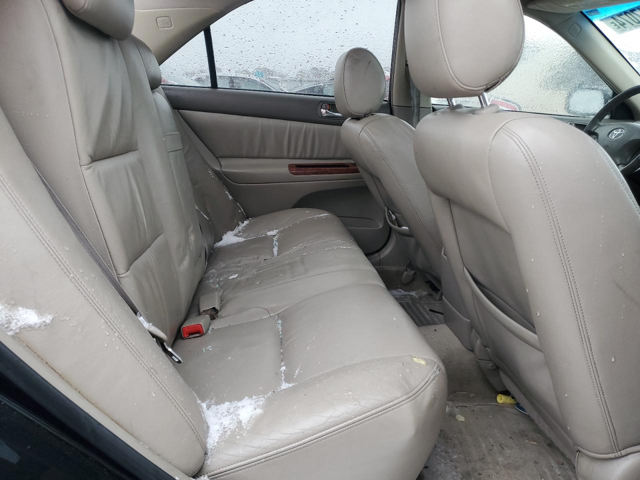 2002 TOYOTA CAMRY LE photo 19