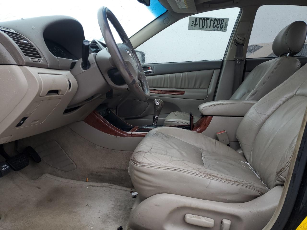 2002 TOYOTA CAMRY LE photo 13
