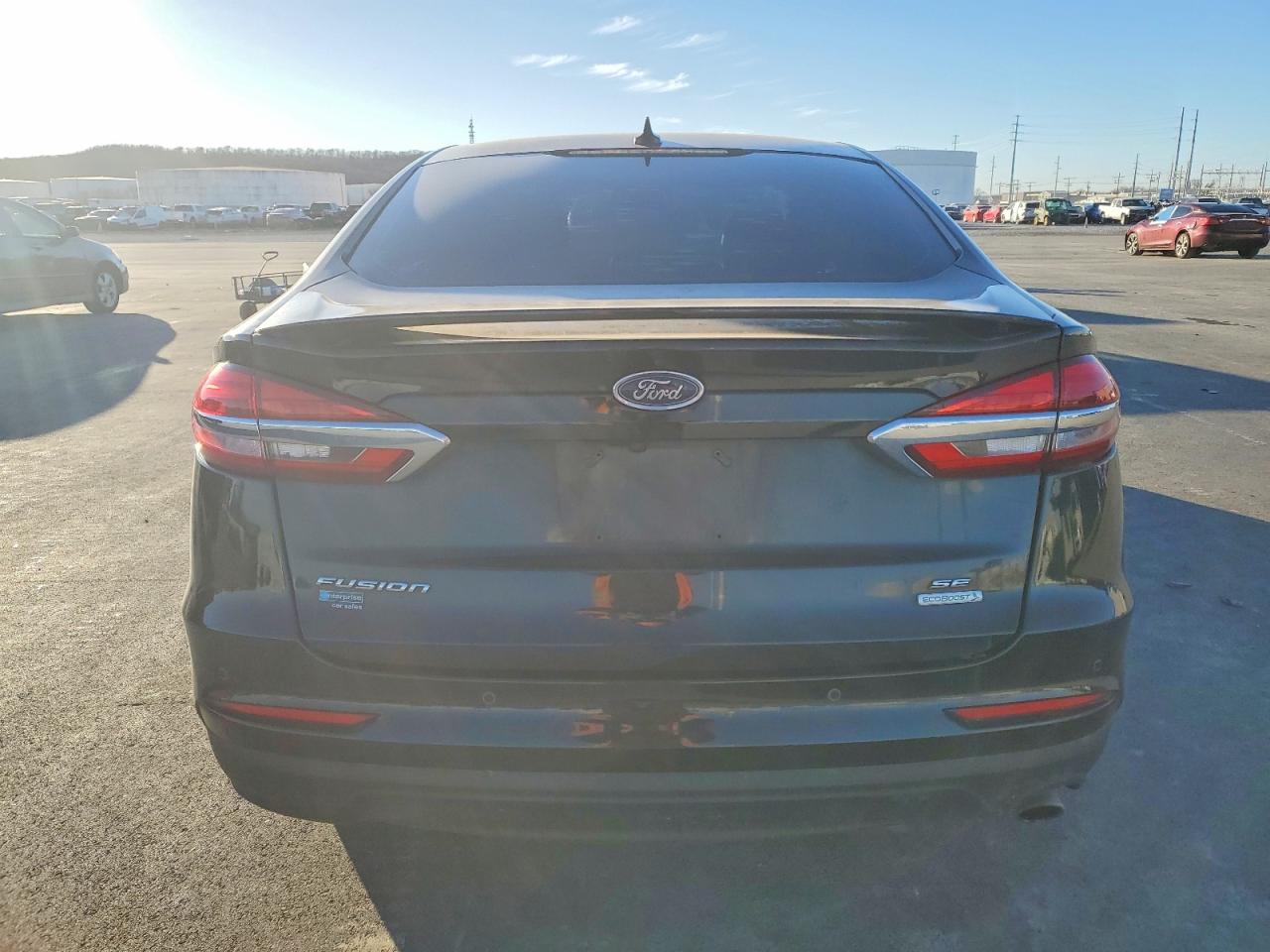 2019 FORD FUSION SE photo 6