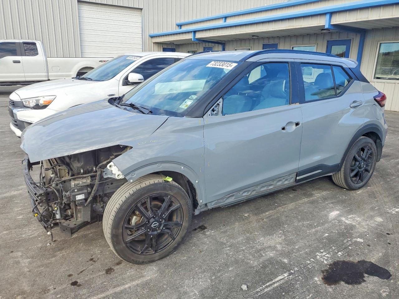 2022 NISSAN KICKS