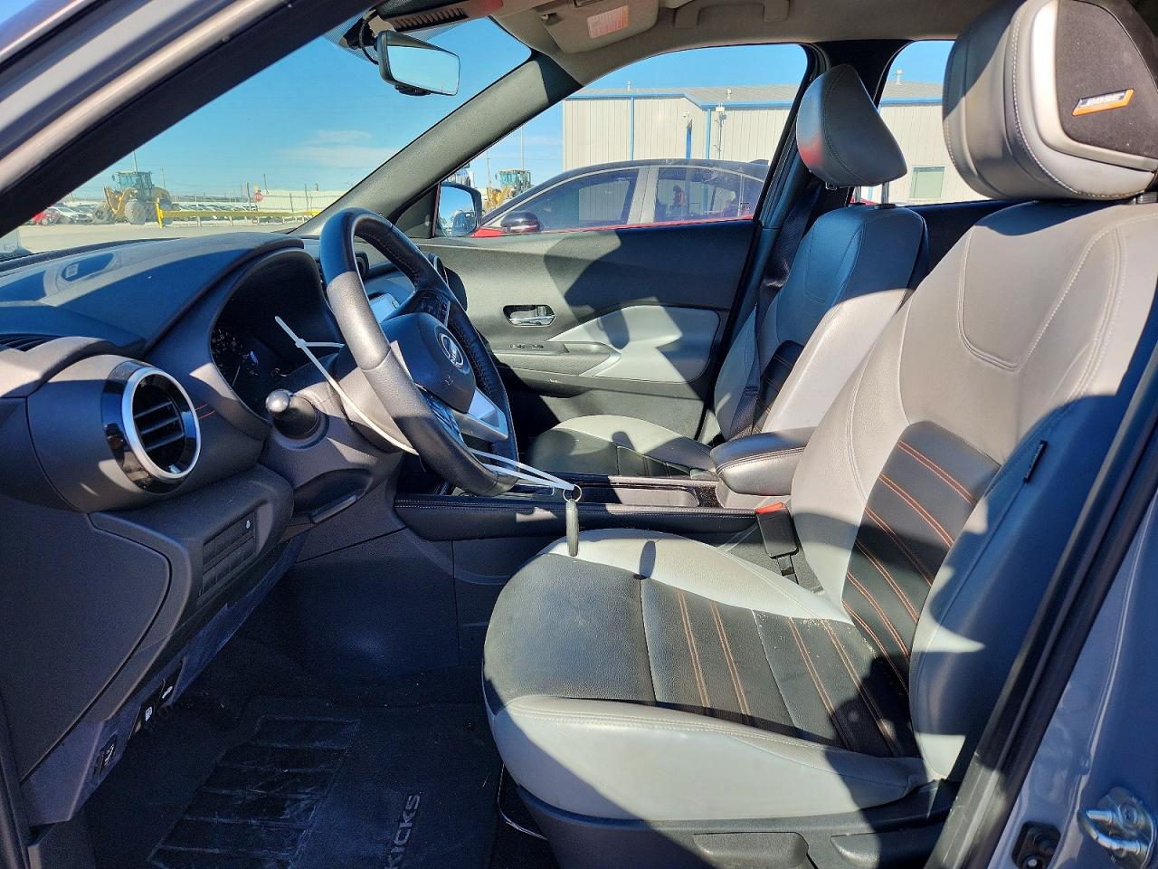 2022 NISSAN KICKS SR photo 7