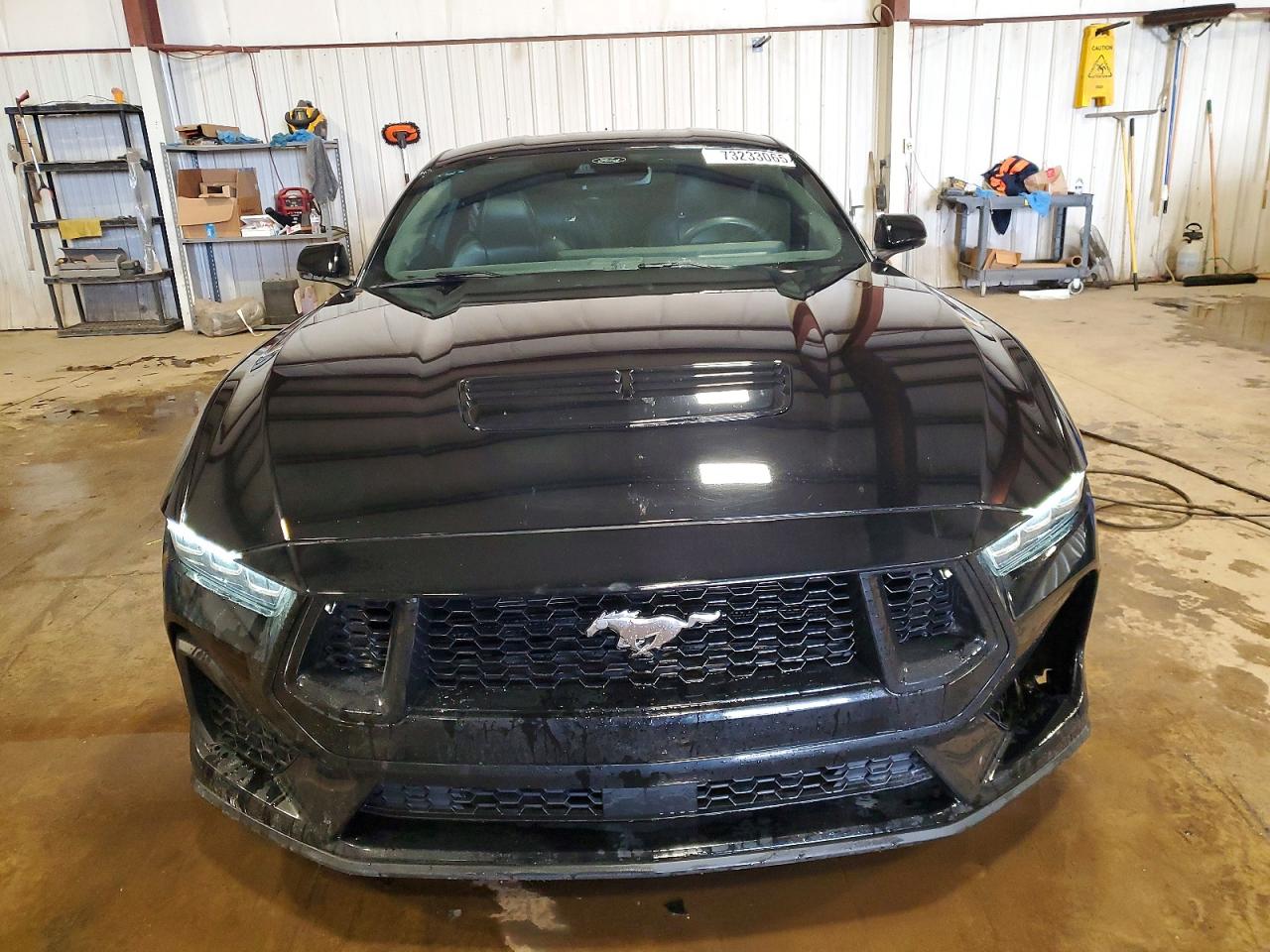 2024 FORD MUSTANG GT photo 5