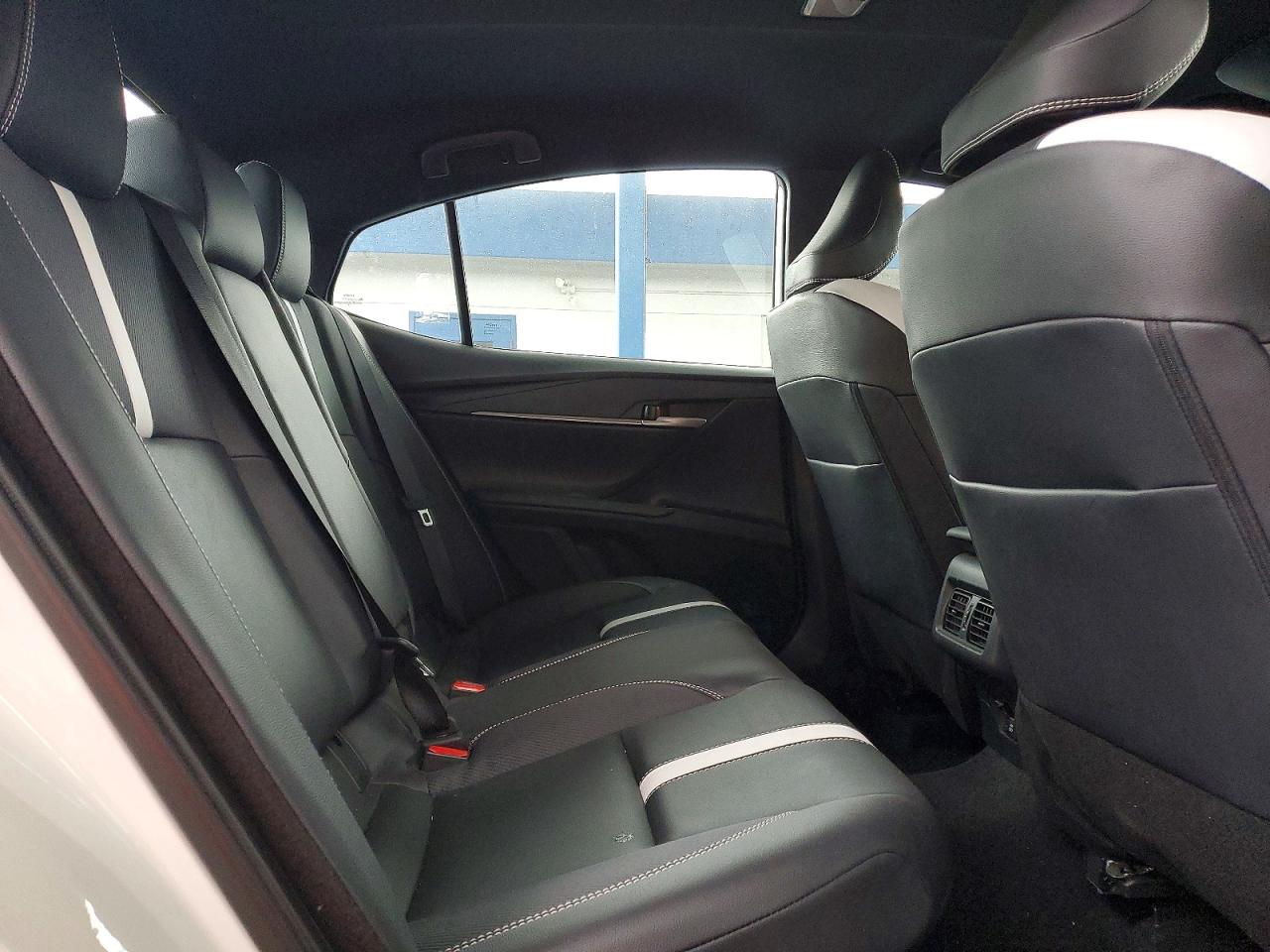 2025 TOYOTA CAMRY XSE photo 10