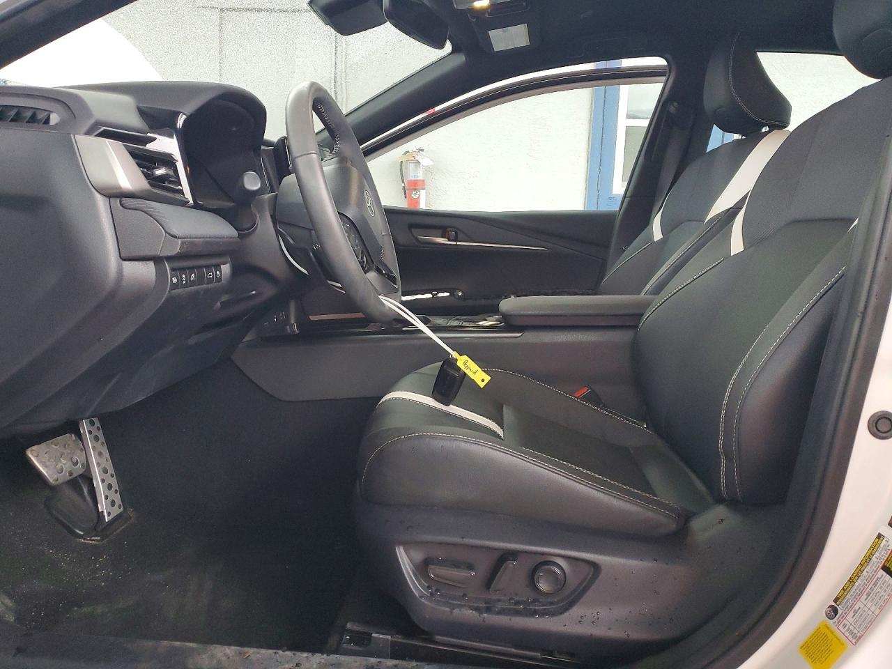 2025 TOYOTA CAMRY XSE photo 7