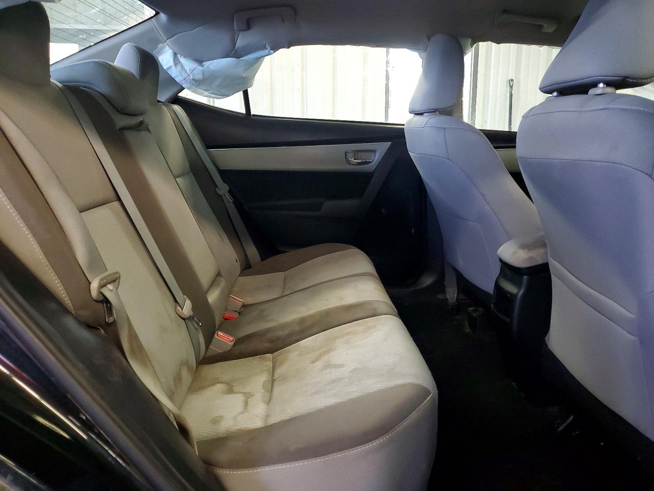 2017 TOYOTA COROLLA L photo 19