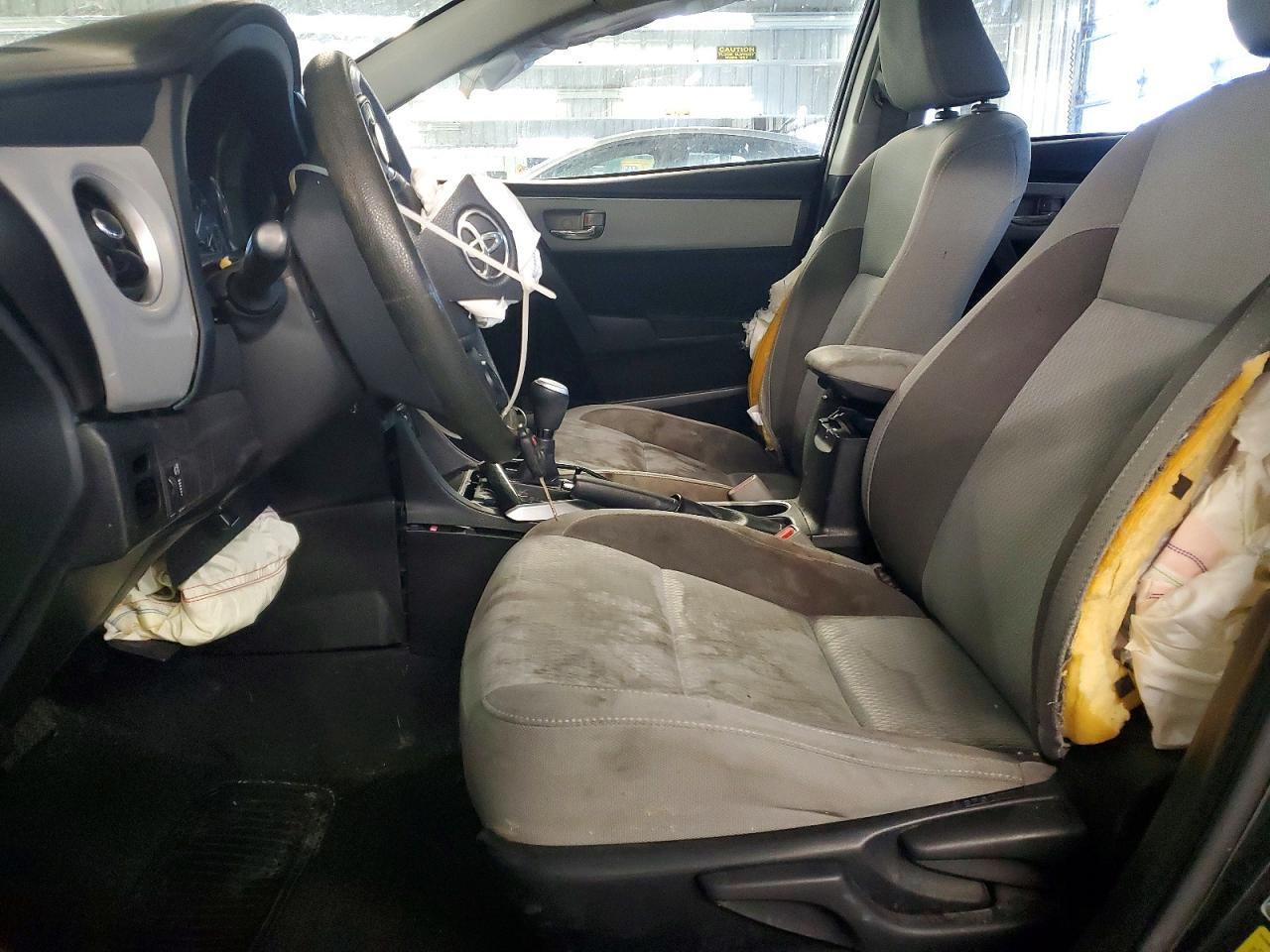 2017 TOYOTA COROLLA L photo 13