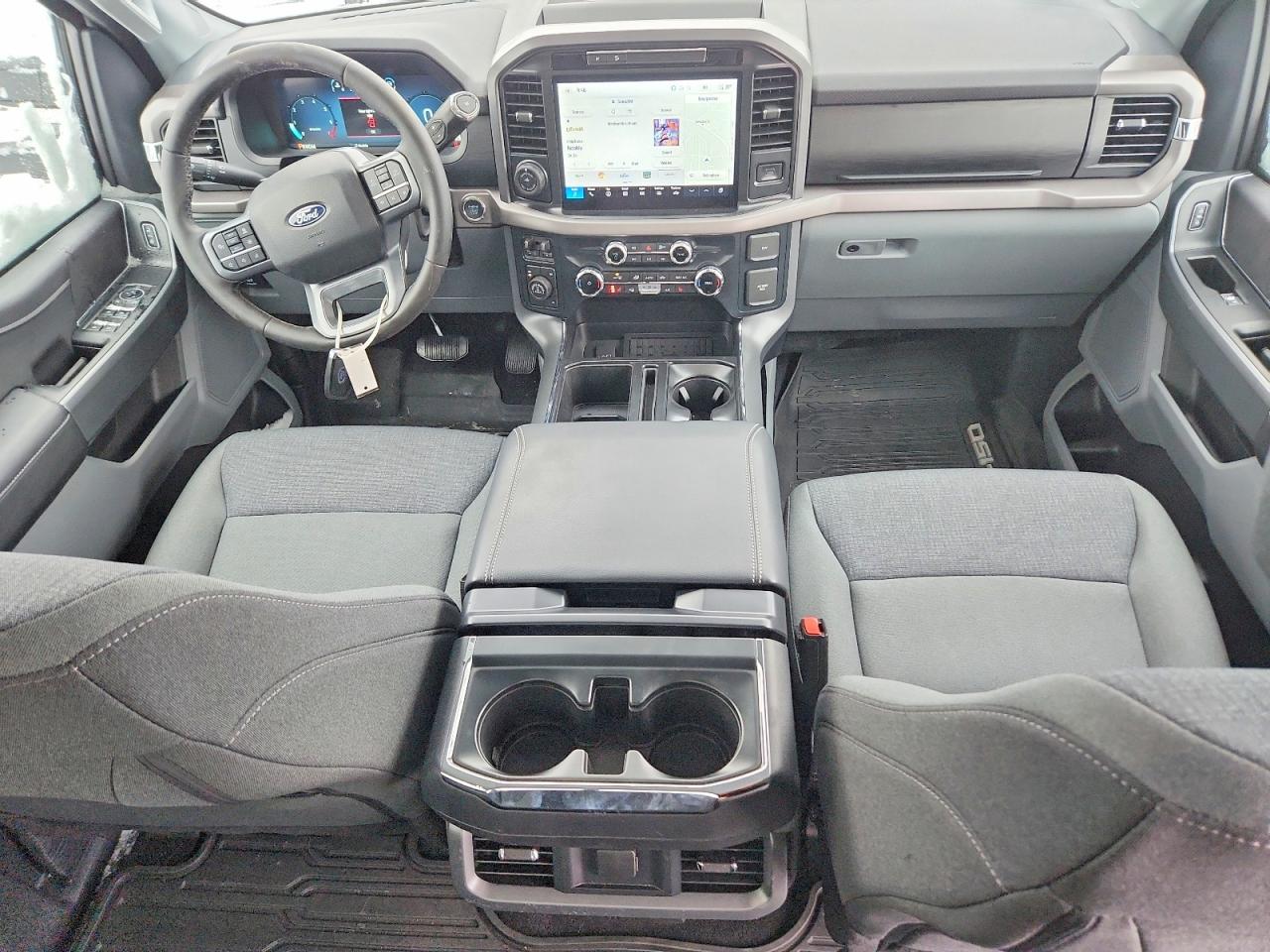 2025 FORD F150 XLT photo 15
