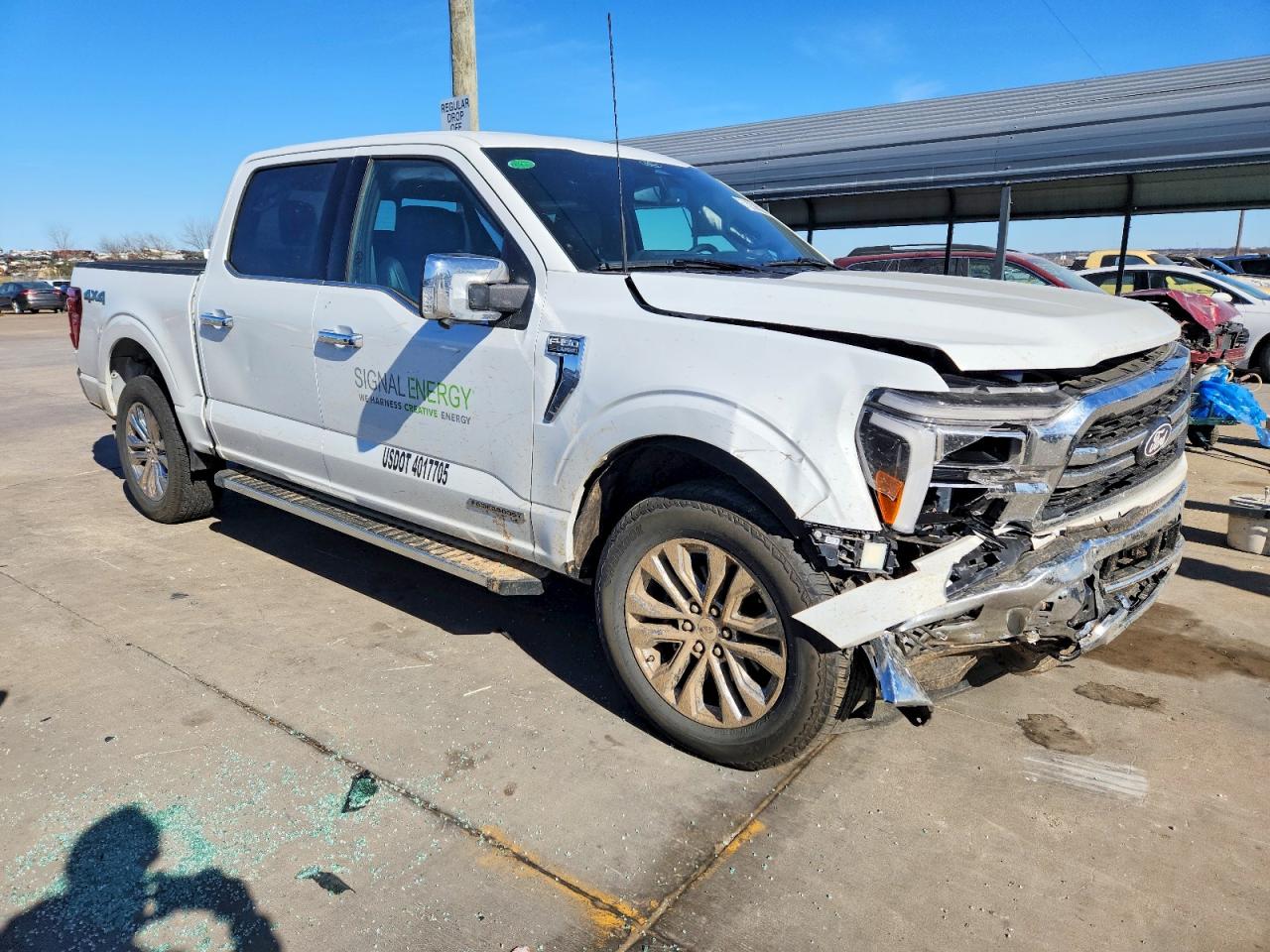 2025 FORD F150 LARIAT photo 4