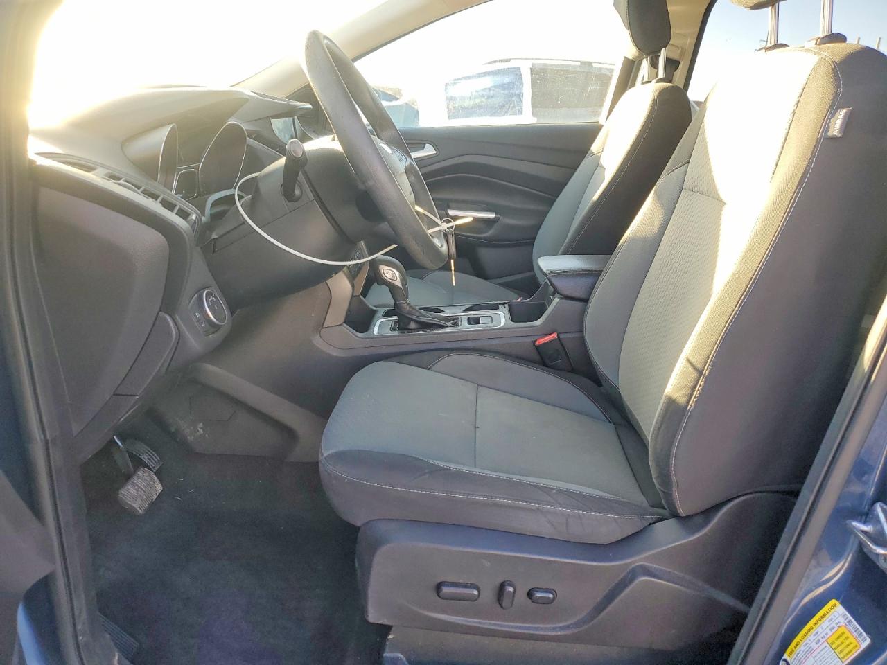 2018 FORD ESCAPE SE photo 13
