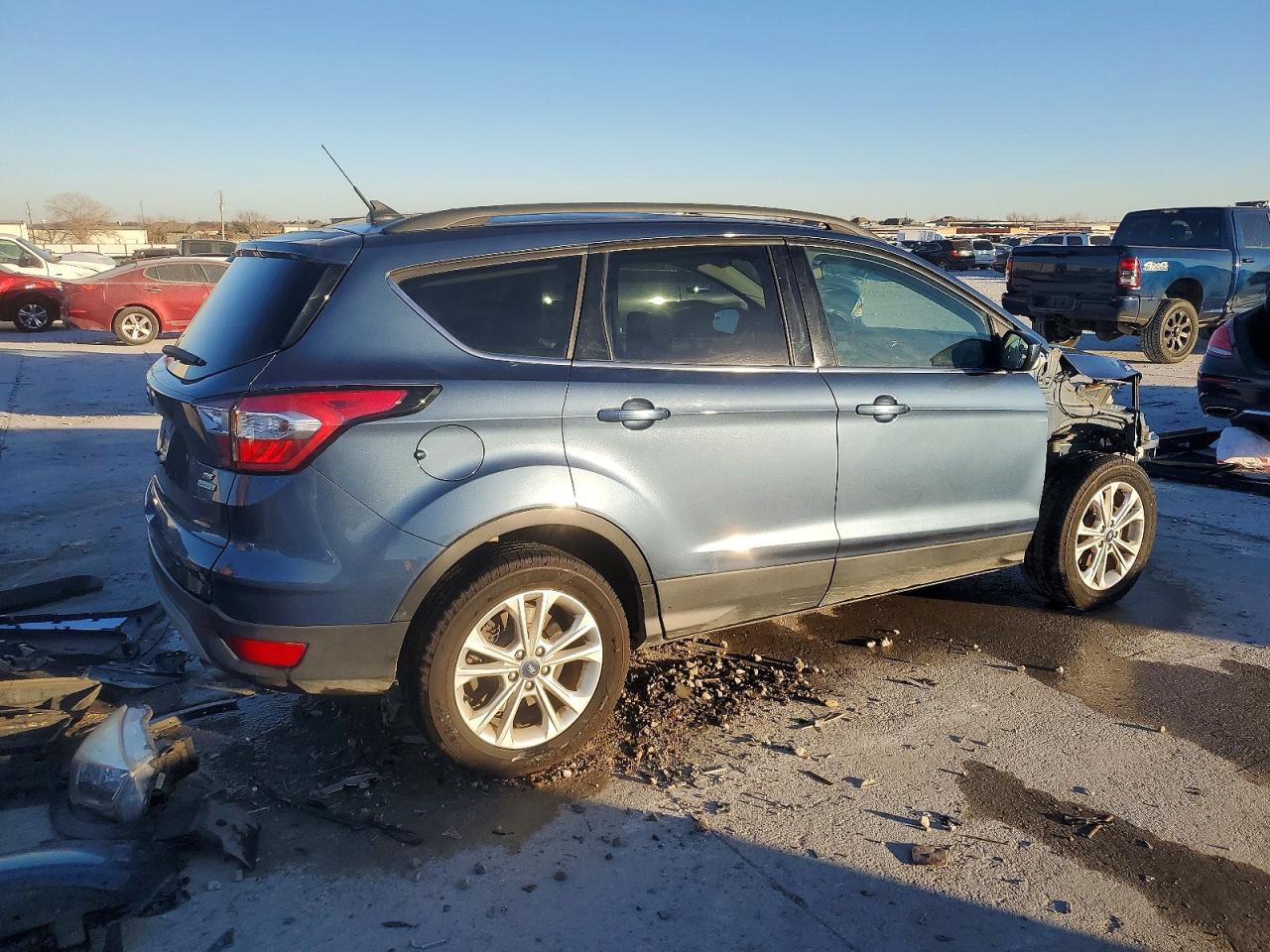 2018 FORD ESCAPE SE photo 5