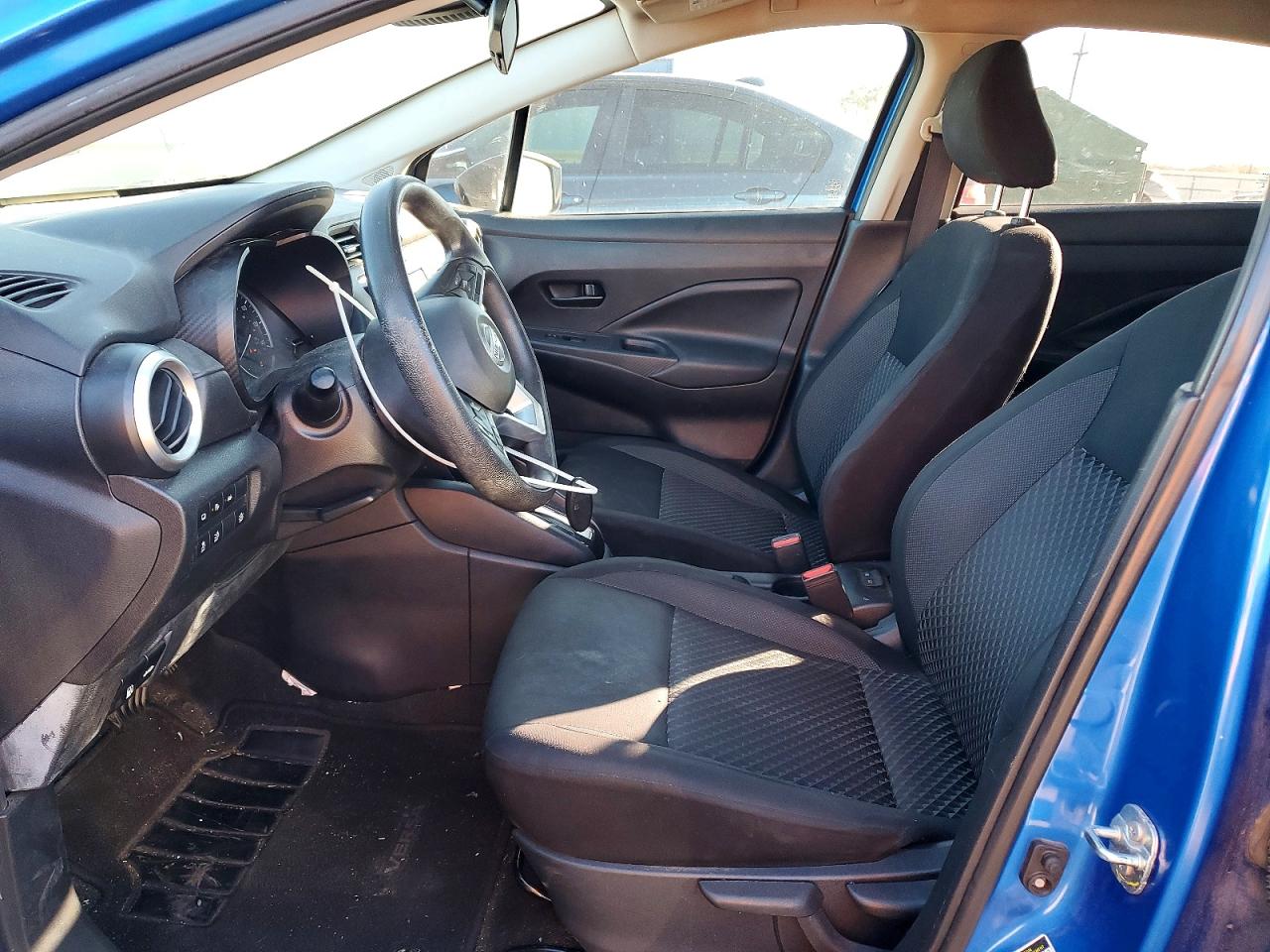 2020 NISSAN VERSA S photo 13