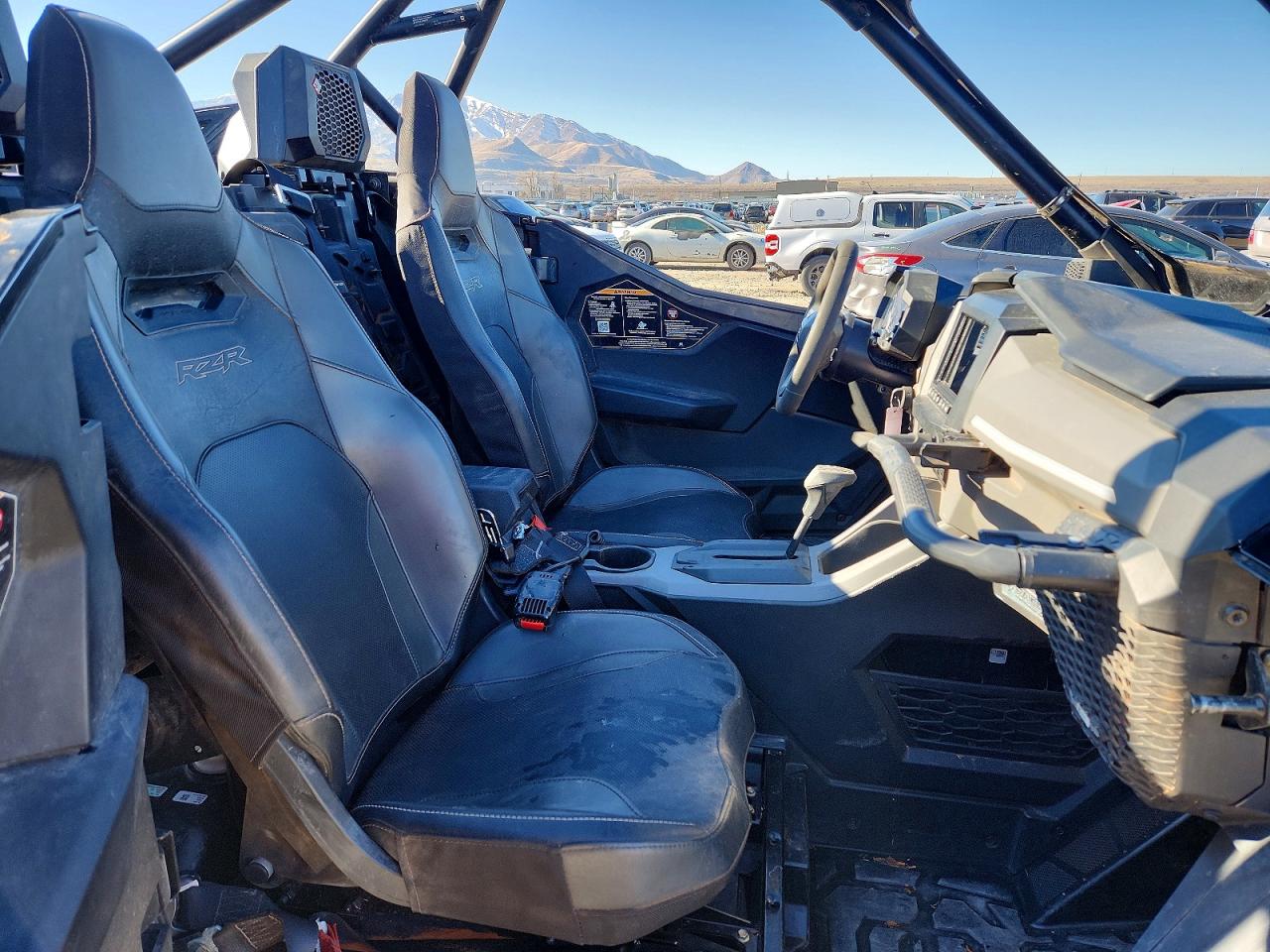 2025 POLARIS RZR PRO S UTILITY VEHICLE photo 9