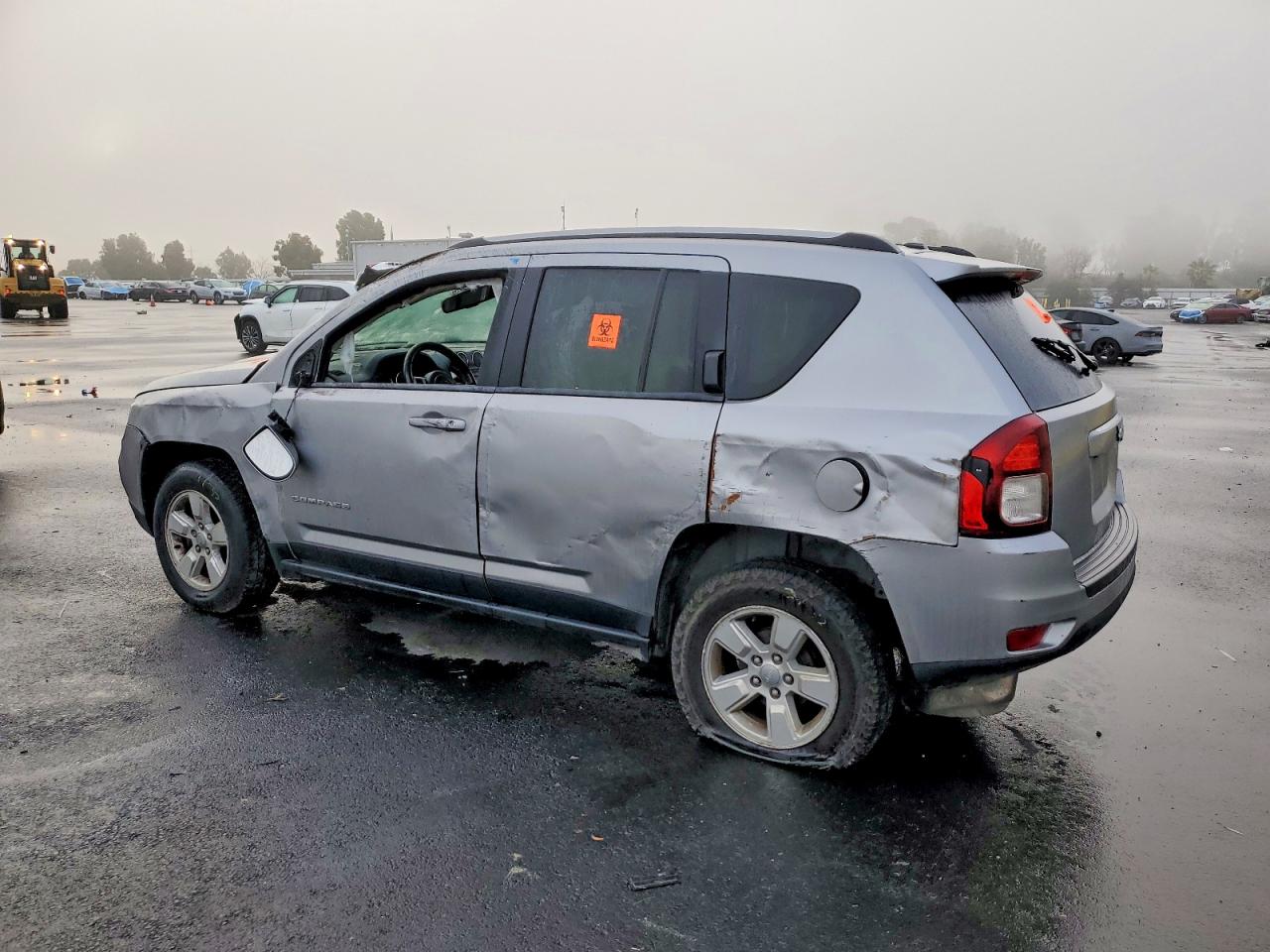 2016 JEEP COMPASS LATITUDE photo 3