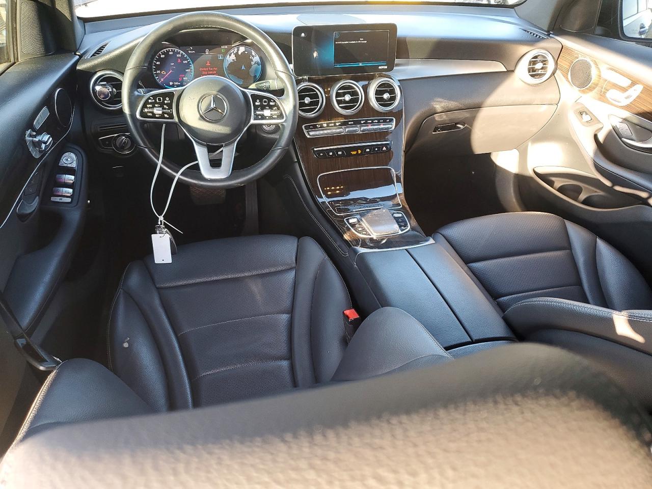 2020 MERCEDES-BENZ GLC 300 photo 15