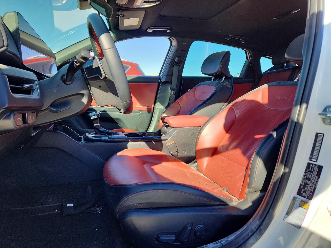 2025 KIA K4 GT-LINE TURBO photo 13