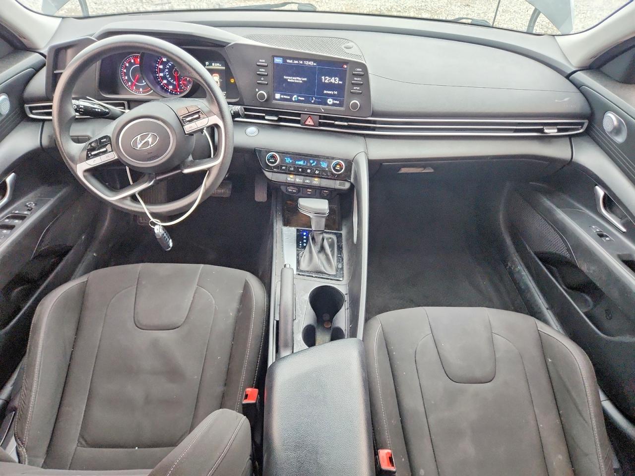 2021 HYUNDAI ELANTRA SEL photo 22