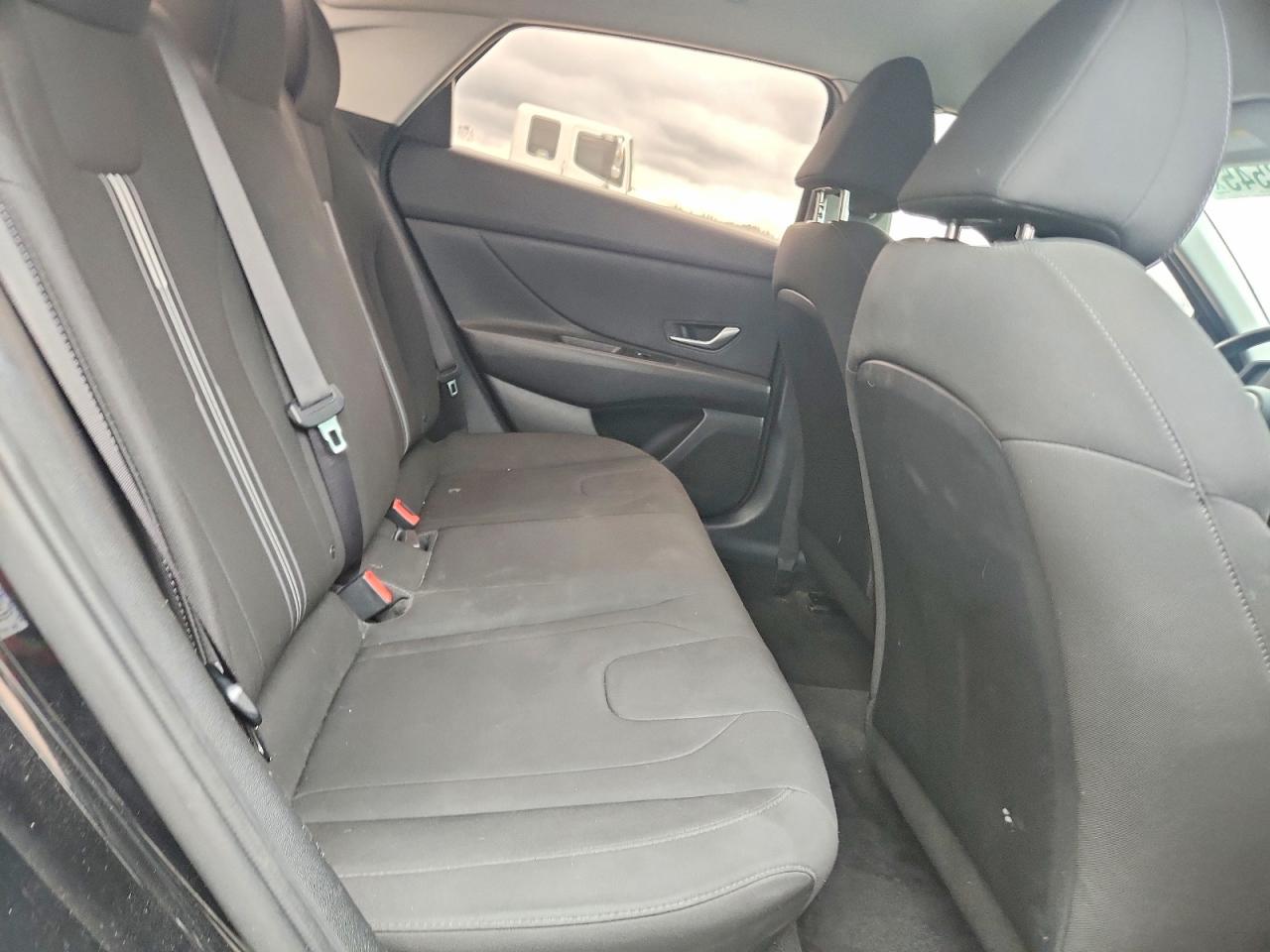 2021 HYUNDAI ELANTRA SEL photo 28