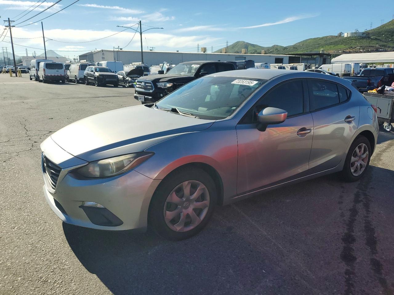 2014 MAZDA 3