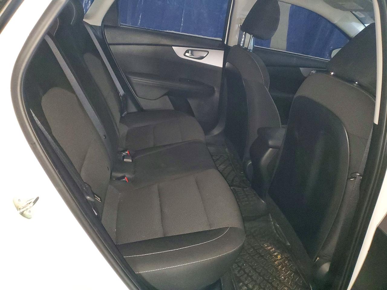 2024 KIA FORTE LX photo 19
