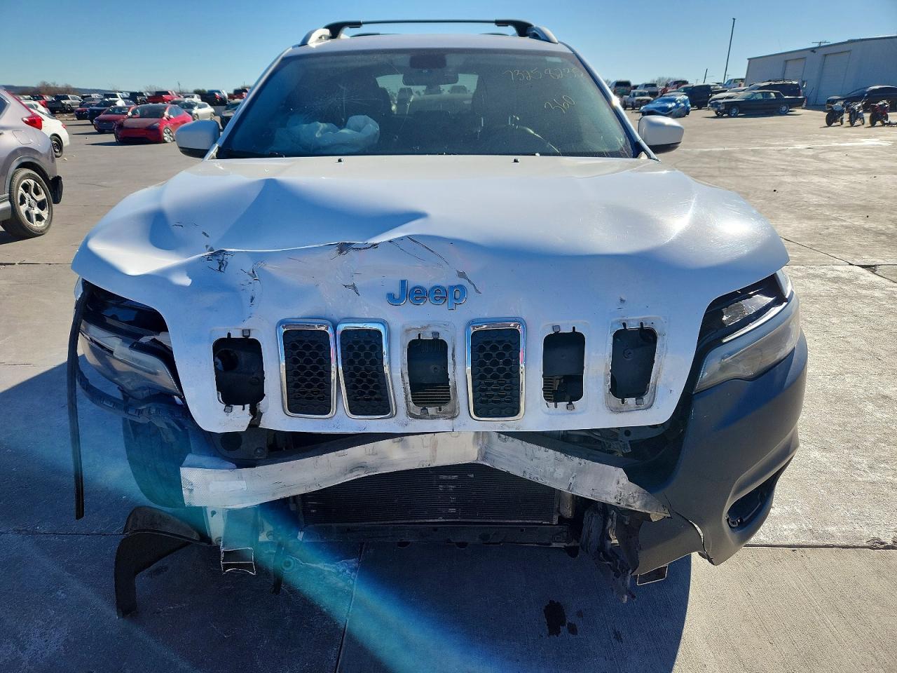 2019 JEEP CHEROKEE LATITUDE PLUS photo 9