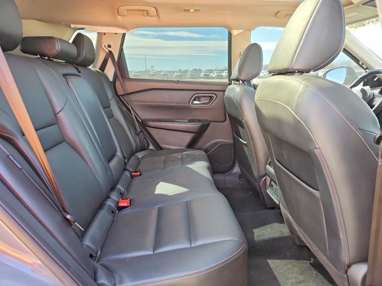 2021 NISSAN ROGUE SL photo 11