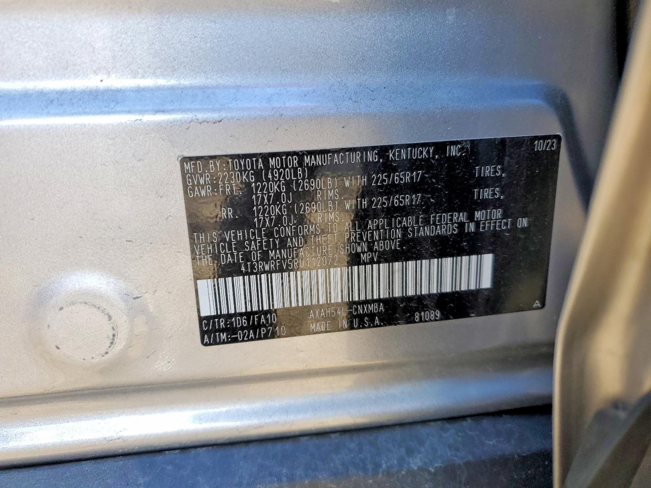 2024 TOYOTA RAV4 XLE photo 12