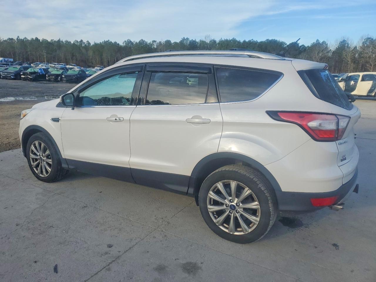 2018 FORD ESCAPE TITANIUM photo 2