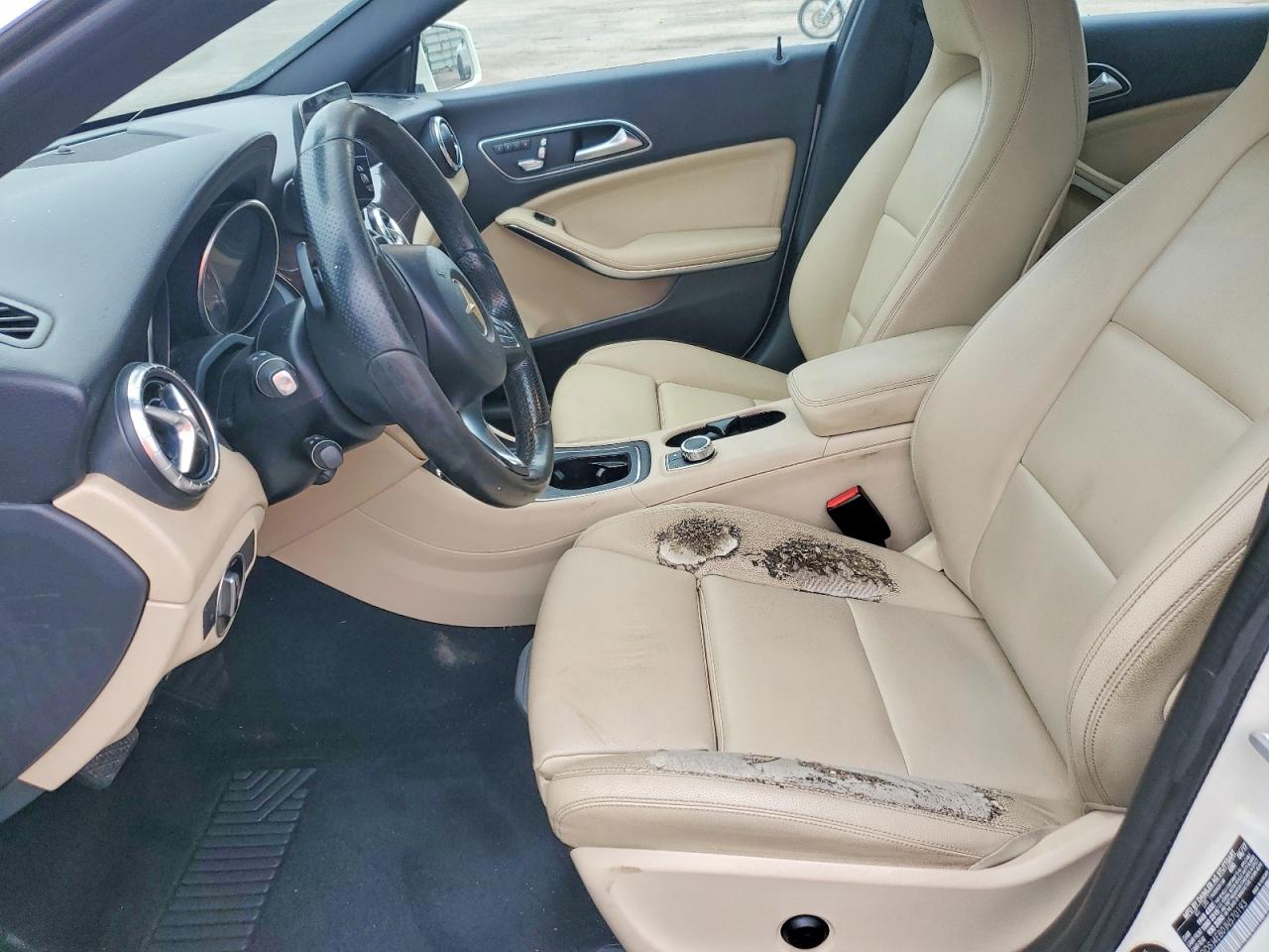 2018 MERCEDES-BENZ CLA 250 photo 13