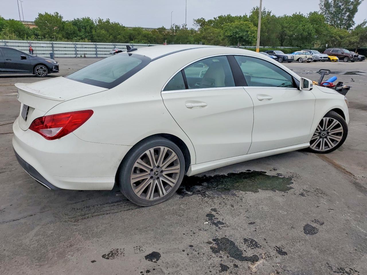 2018 MERCEDES-BENZ CLA 250 photo 5