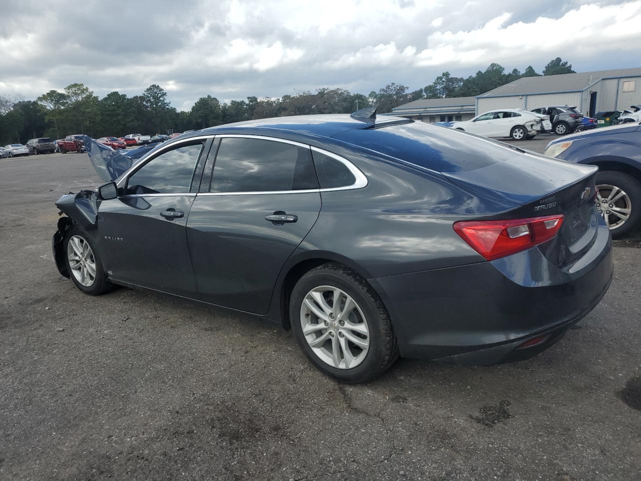 2018 CHEVROLET MALIBU LT photo 3