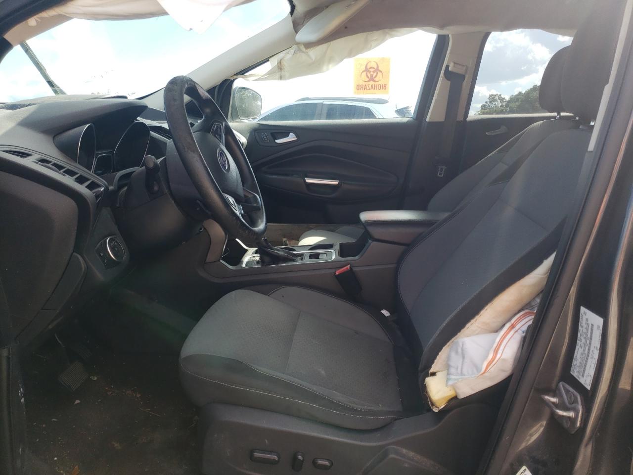 2017 FORD ESCAPE SE photo 13