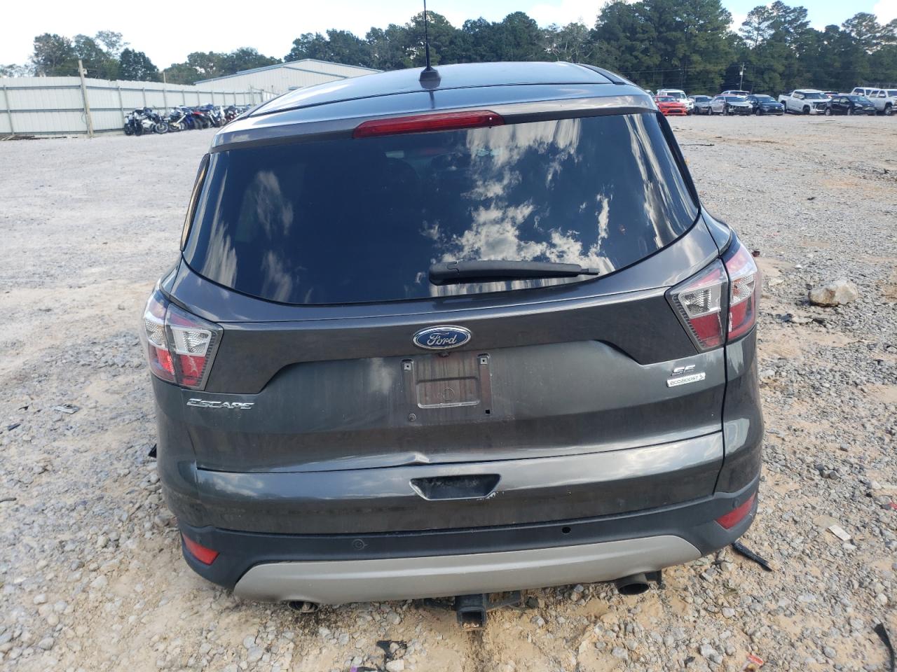 2017 FORD ESCAPE SE photo 11