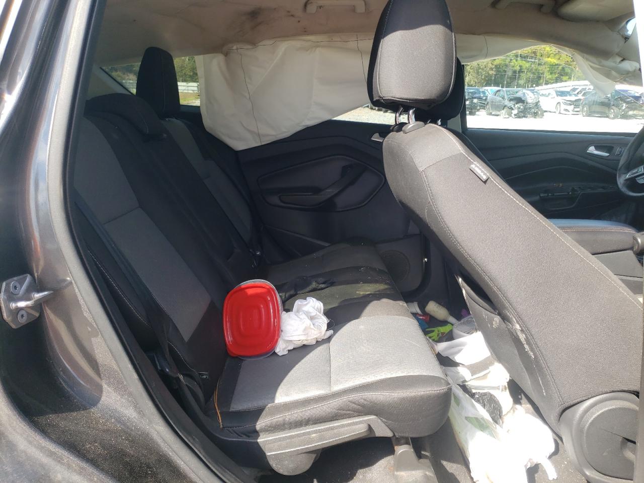 2017 FORD ESCAPE SE photo 21